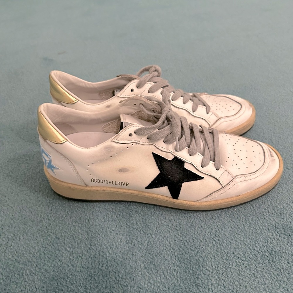 Golden Goose Ballstar size 40